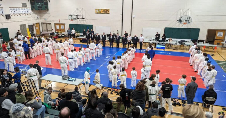 Inner City 2024 bow-in